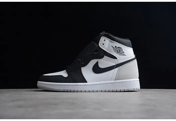 AIR JORDAN 1 HIGH OG 