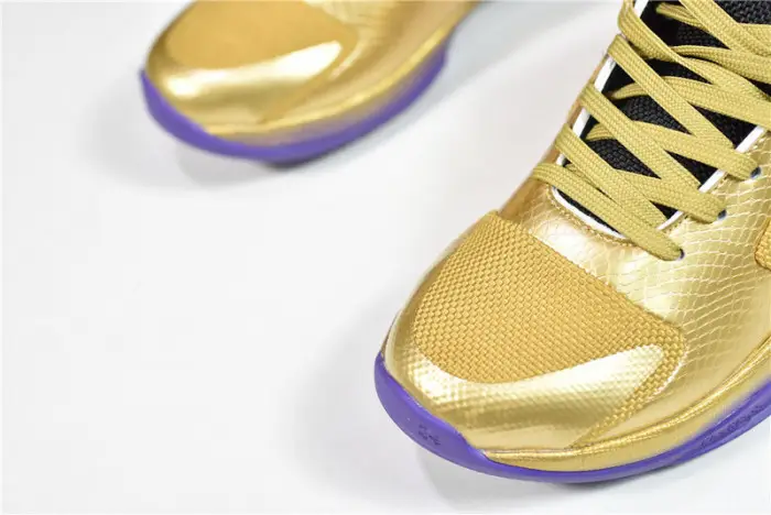 NIKE KOBE 5 PROTRO UNDEFEATED HALL OF FAME 