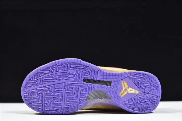 NIKE KOBE 5 PROTRO UNDEFEATED HALL OF FAME 