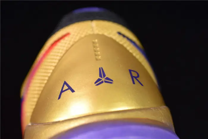 NIKE KOBE 5 PROTRO UNDEFEATED HALL OF FAME 