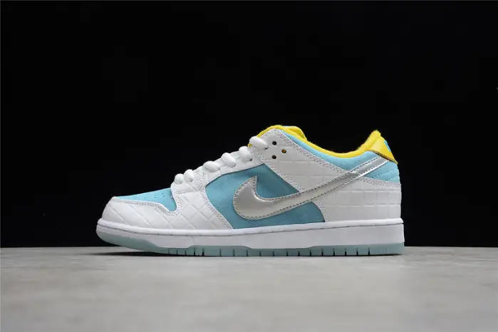 Nike SB Dunk Low FTC Lagoon Pulse 