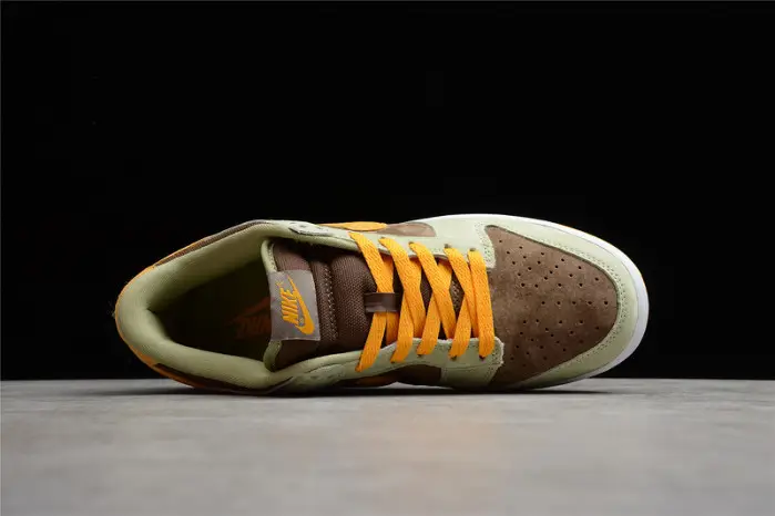 Nike Dunk Low Dusty Olive 