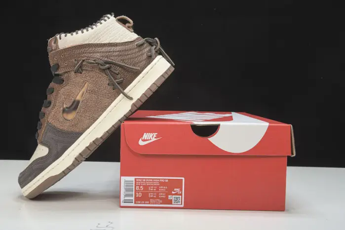 Bodega x Dunk High 'Legend' - Nike 