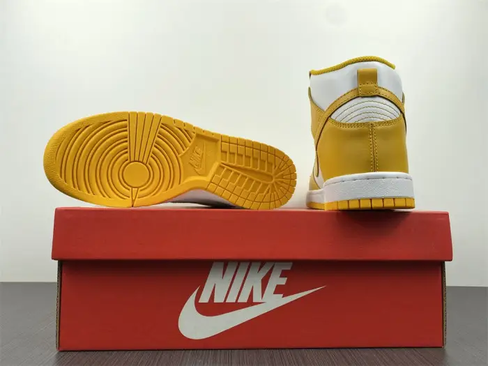Nike Dunk High Dark Sulfur (W) 