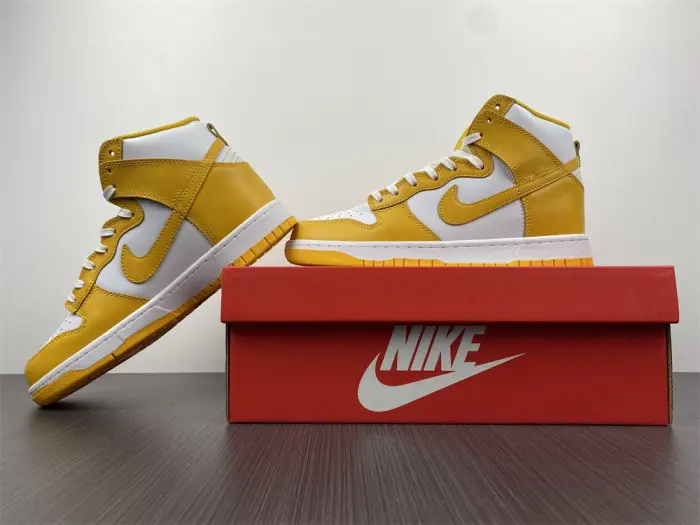 Nike Dunk High Dark Sulfur (W) 