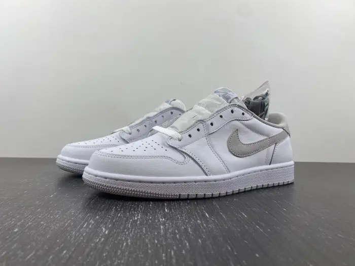 Air Jordan 1 Retro low OG  EFAD130
