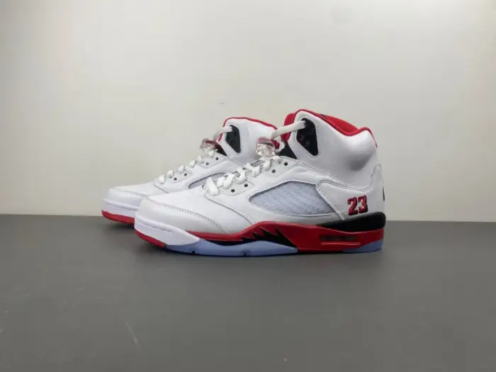 Air Jordan 5 