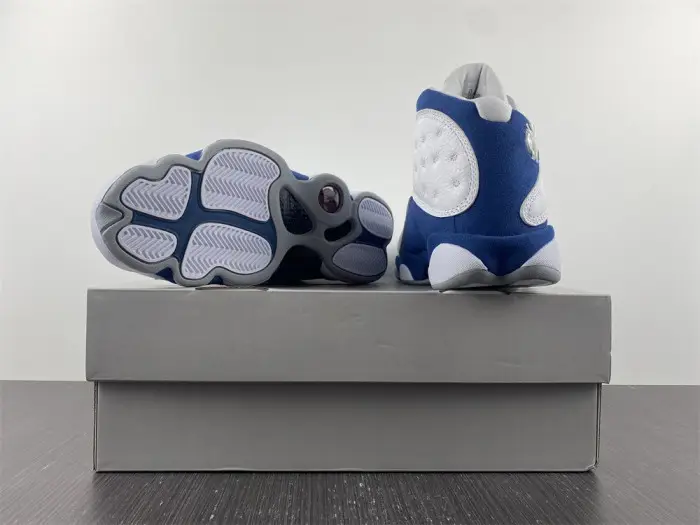Air Jordan 13 
