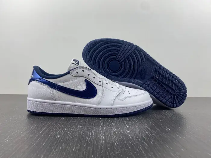 AIR JORDAN 1 LOW RETRO OG 'MIDNIGHT NAVY' 