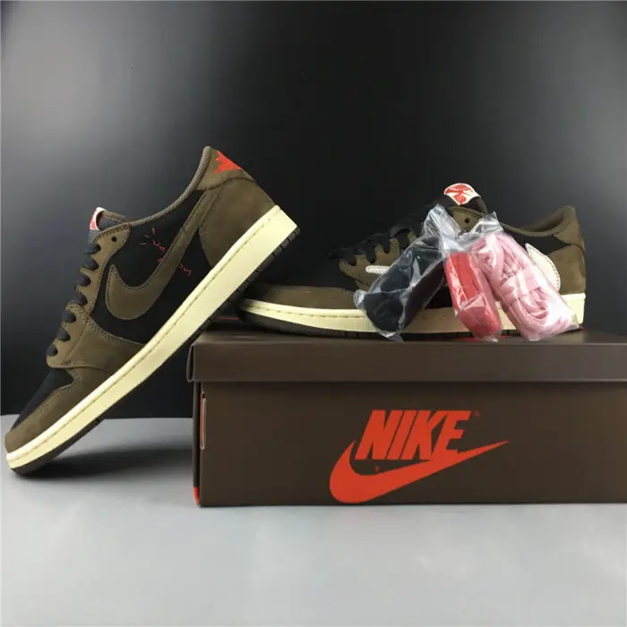TRAVIS SCOTT AIR JORDAN 1 LOW DARK MOCHA 