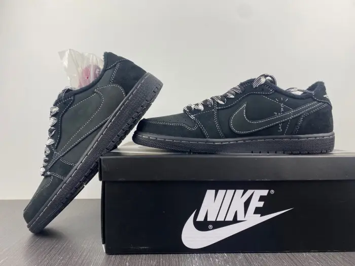 Travis Scott x Air Jordan 1 Low OG 