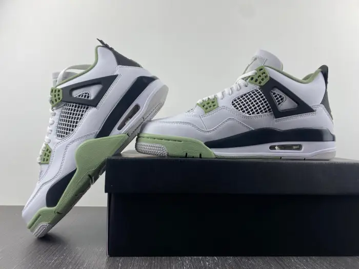 Air Jordan WMNS AIR JORDAN 4 RETRO 'SEAFOAM' 