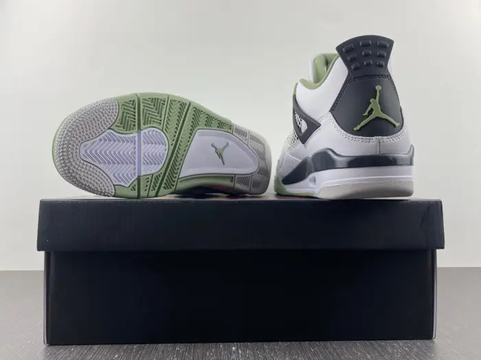 Air Jordan WMNS AIR JORDAN 4 RETRO 'SEAFOAM' 