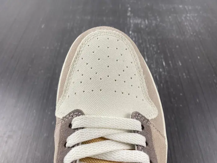 AIR JORDAN 1 LOW SE CRAFT 'INSIDE OUT - TAUPE HAZE' 