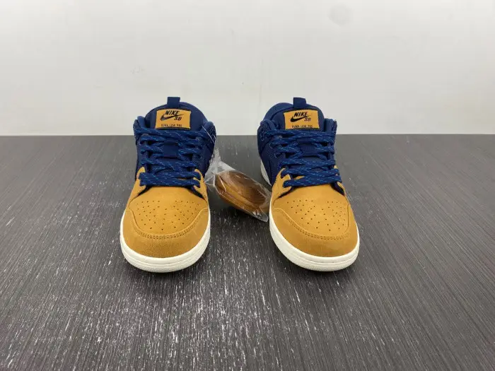 Nike DUNK LOW SB 'NAVY DESERT OCHRE' 
