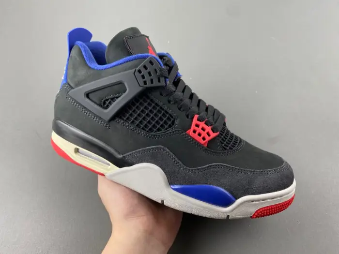 Air Jordan 4 