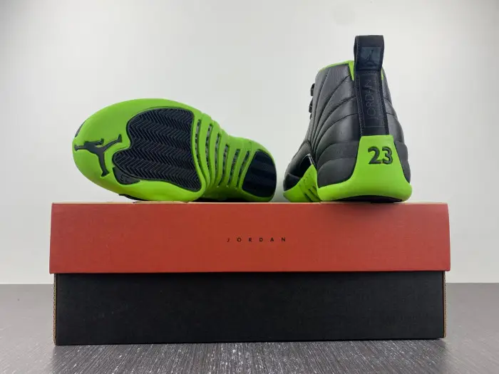 AIR JORDAN 12 BLACK GREEN 