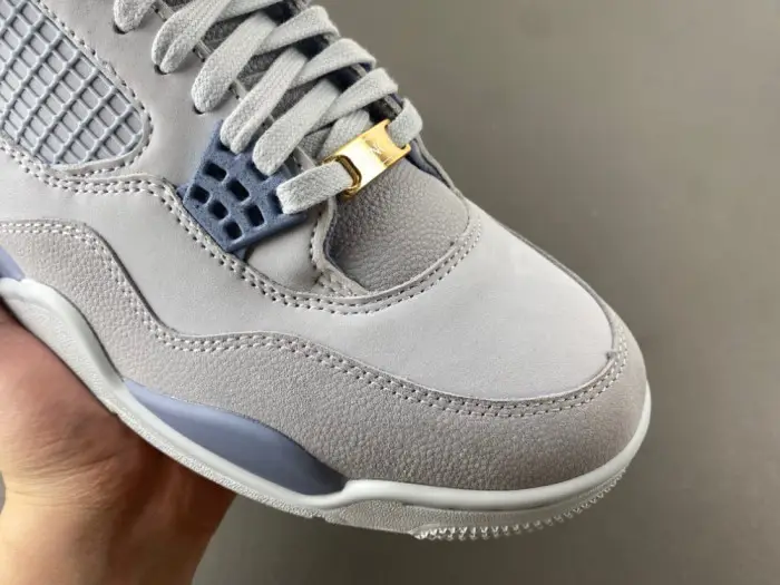 Air Jordan 4 UNC Tar Heels PE 