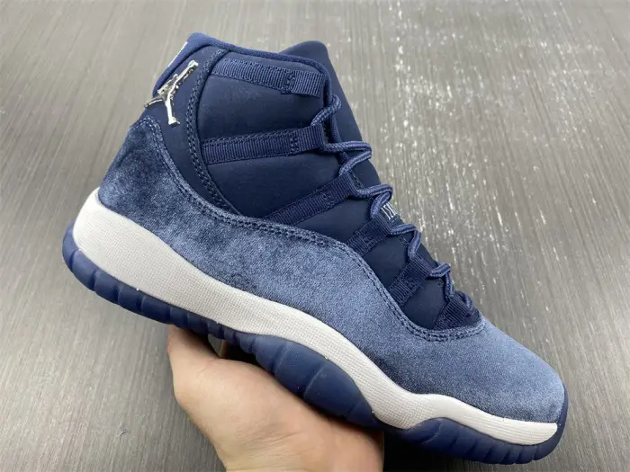 Air Jordan 11 WMNS 