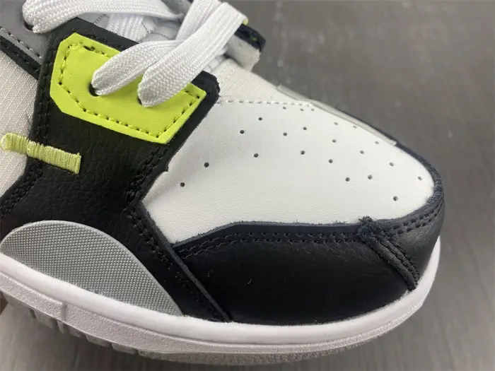 Nike Dunk Low Scrap Wolf Grey Light Lemon Twist 