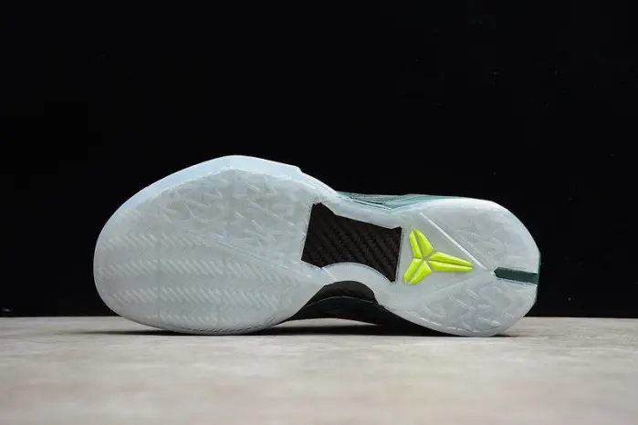 Nike Kobe 7 What the Kobe 