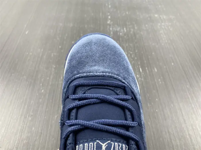 Air Jordan 11 WMNS 