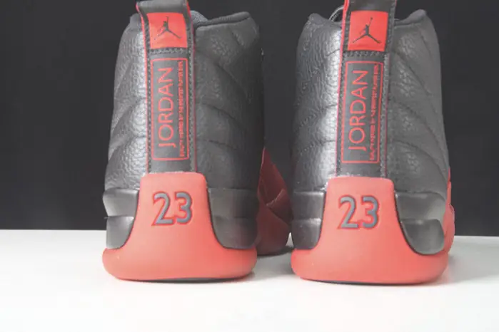 AIR JORDAN 12 