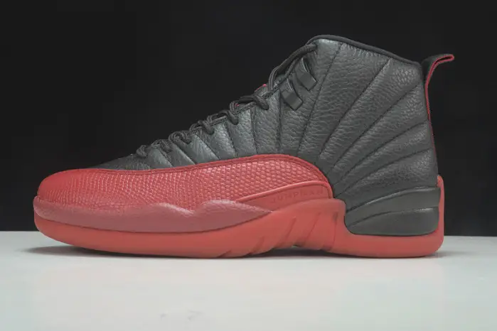 AIR JORDAN 12 