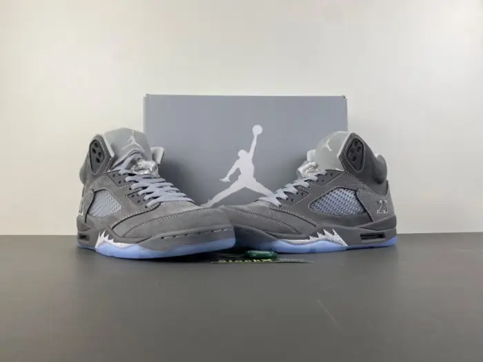 Air Jordan 5 Retro " Wolf Grey " 