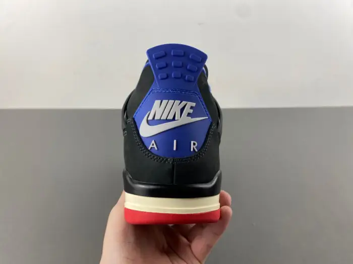 Air Jordan 4 
