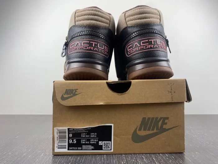 Nike TRAVIS SCOTT X AIR TRAINER 1 SP 'CHOCOLATE' 