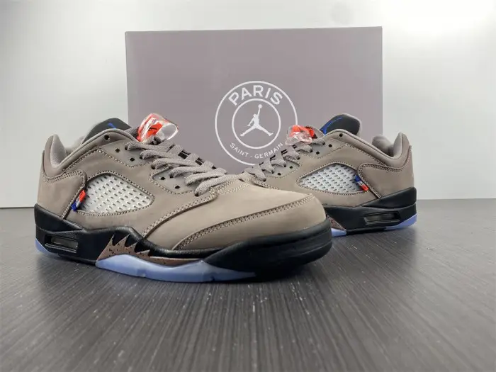 PARIS SAINT-GERMAIN X AIR JORDAN 5 RETRO LOW 'PANAME' 
