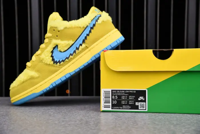 Grateful Dead x Dunk Low SB 'Yellow Bear' - Nike 
