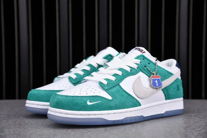 Nike Dunk SB Road Sign 