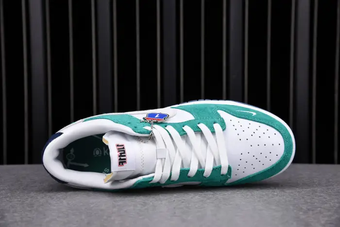Nike Dunk SB Road Sign 