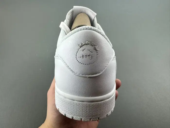 Travis Scott x Air Jordan 1 Low 
