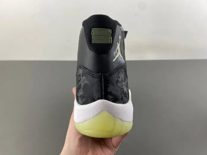 Air Jordan 11 