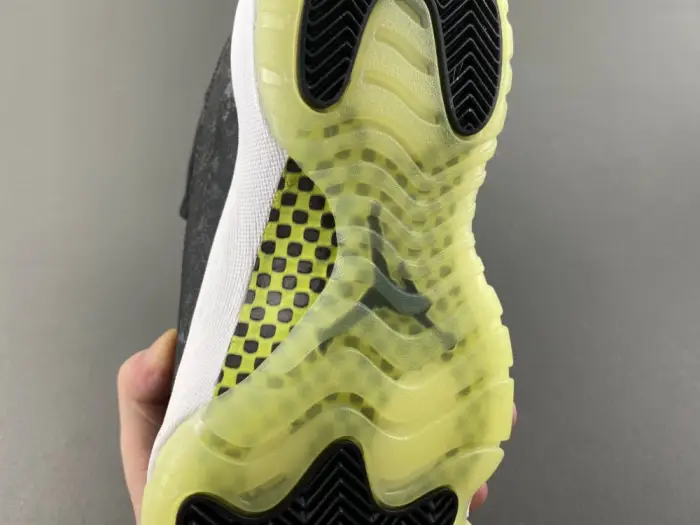 Air Jordan 11 