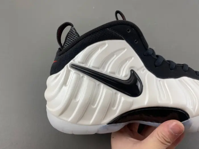 Nike Air Foamposite Pro 2025 'Pearl' 