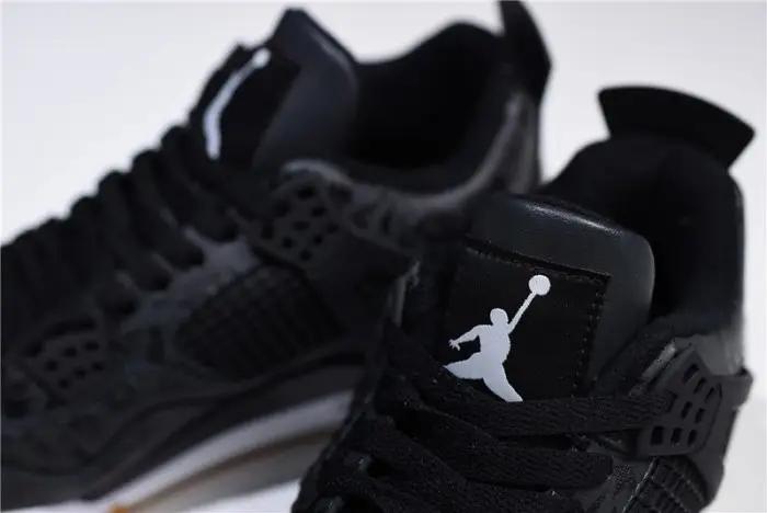 Air Jordan 4 SE Laser Black Gum 