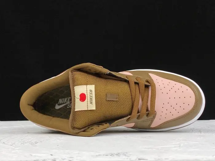 Nike Dunk SB Low Stussy Cherry 
