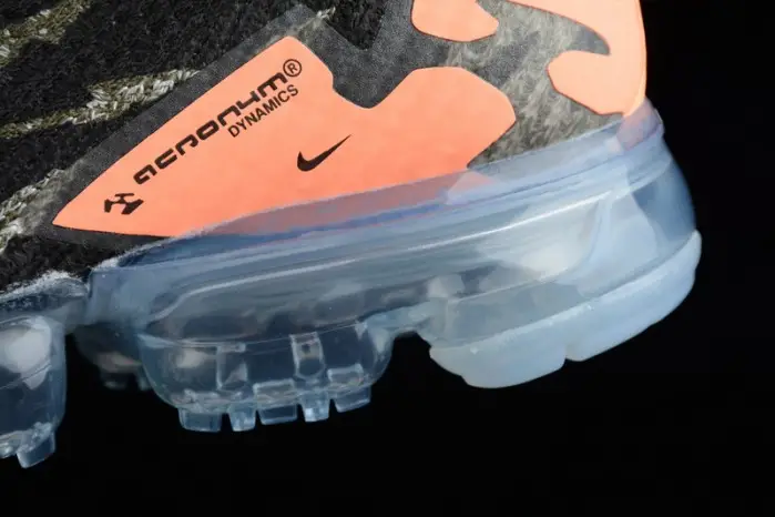 Acronym Nike Mens Air VaporMax Moc 2 Dark Stucco 