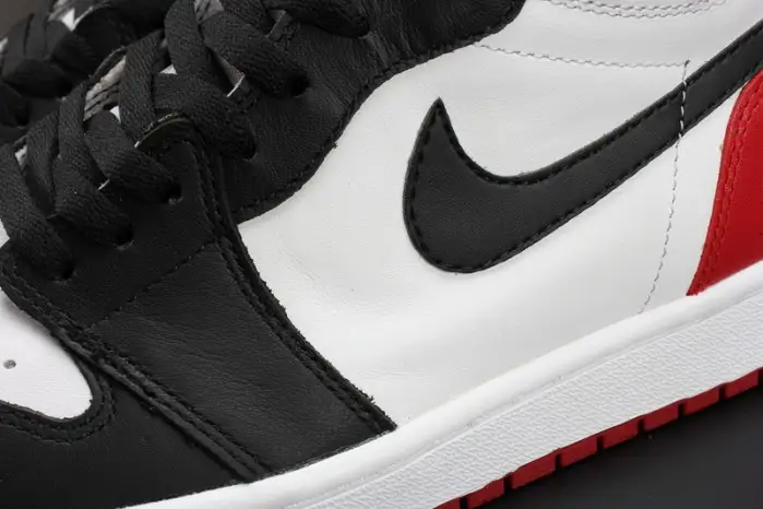 AIR JORDAN 1 High OG 