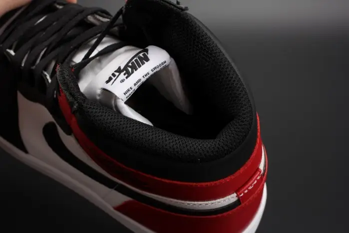 AIR JORDAN 1 High OG 