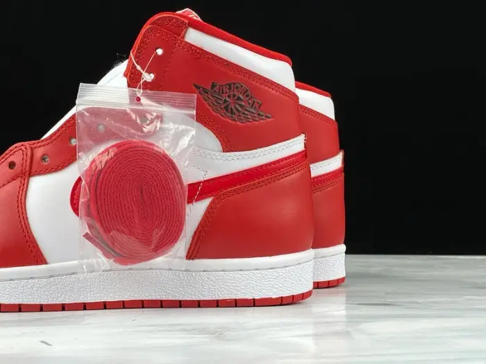 Air Jordan 1 Retro High '85 OG 'New Beginnings' 