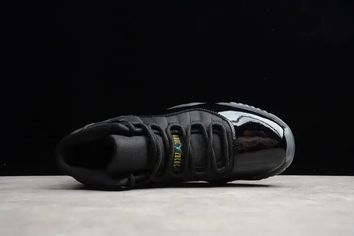 Air Jordan 11 Retro 