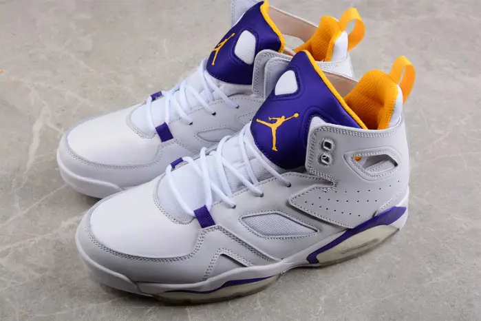 AIR JORDAN FLIGHT CLUB 91 LAKERS 