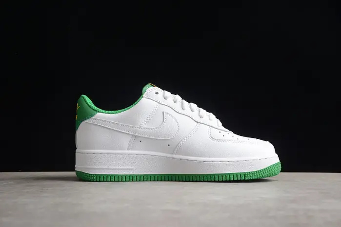 NIKE AIR FORCE 1 LOW 
