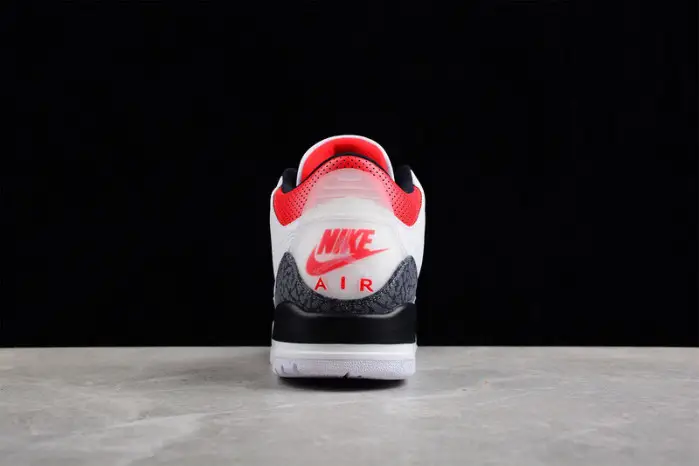 Air Jordan 3 Retro Denim SE 'Fire Red' 