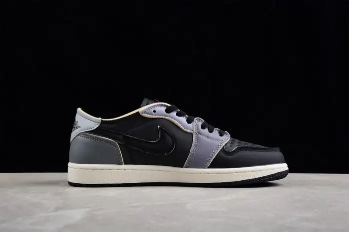 Air Jordan 1 Low "Dark Smoke Grev" 